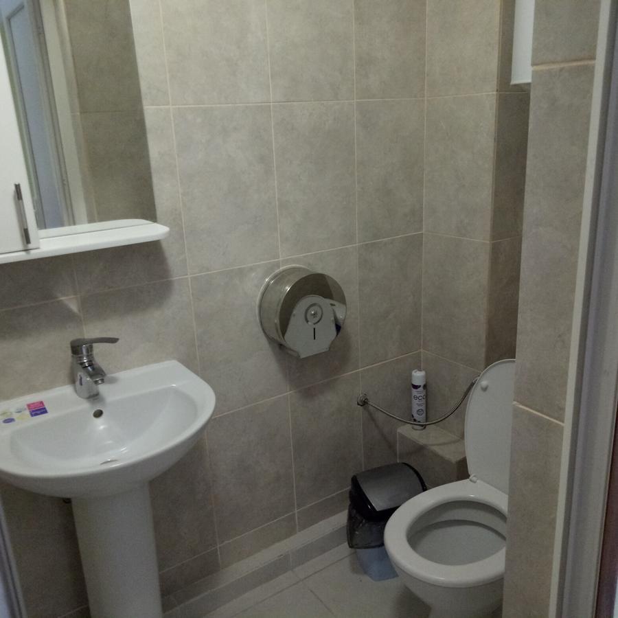 Hotel Lastochka Zaliznyi Port Esterno foto